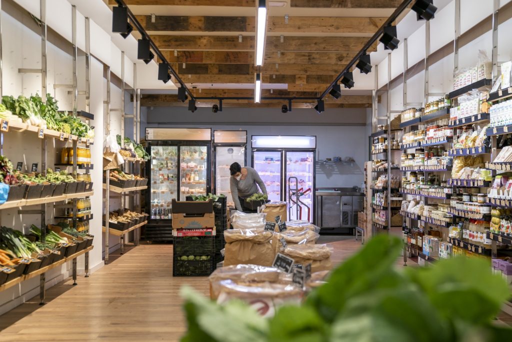 Els comerços de Nou Barris són punt Barcelona Domini barcelona